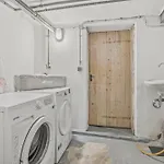 بيت للعطل Bat Solutions Altstadt - Alles Was Ein Nicht Bietet - Direkt Am Beruehmten Wasserfall - 151 Qm Stadthaus Von 1732 Fuer 12 Personen - Dachterrasse Mit Grill & Weinbergblick - Garage & Weinkeller *