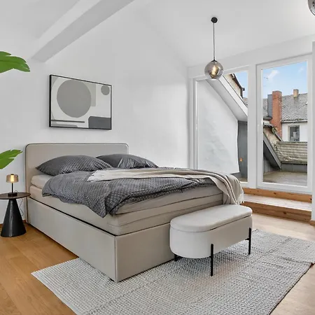 3 Queen Beds Waterfall Garage Terrace Center * Saarburg