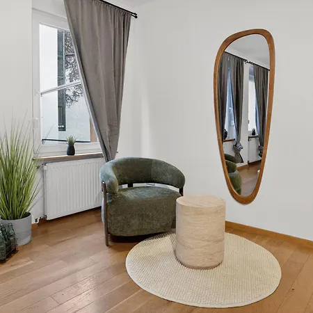 3 Queen Beds Waterfall Garage Terrace Center Vakantiehuis Saarburg