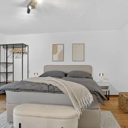 Vakantiehuis 3 Queen Beds Waterfall Garage Terrace Center