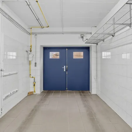 Bat Solutions Altstadt - Alles Was Ein Nicht Bietet - Direkt Am Beruehmten Wasserfall - 151 Qm Stadthaus Von 1732 Fuer 12 Personen - Dachterrasse Mit Grill & Weinbergblick - Garage & Weinkeller Σπίτι διακοπών
