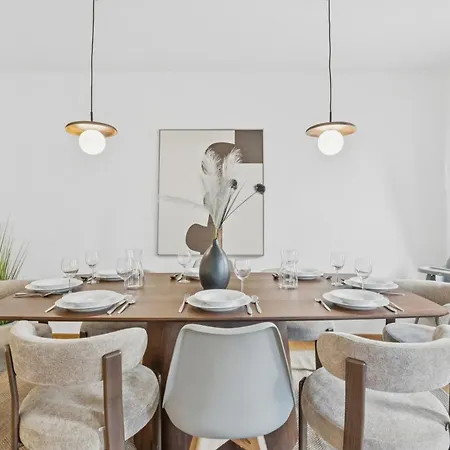 Bat Solutions Altstadt - Alles Was Ein Nicht Bietet - Direkt Am Beruehmten Wasserfall - 151 Qm Stadthaus Von 1732 Fuer 12 Personen - Dachterrasse Mit Grill & Weinbergblick - Garage & Weinkeller Σπίτι διακοπών Saarburg